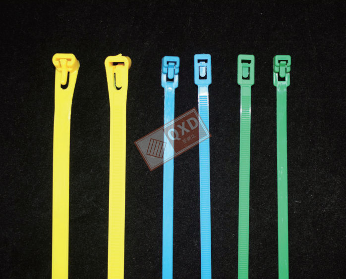 Loose cable ties with nylon 66